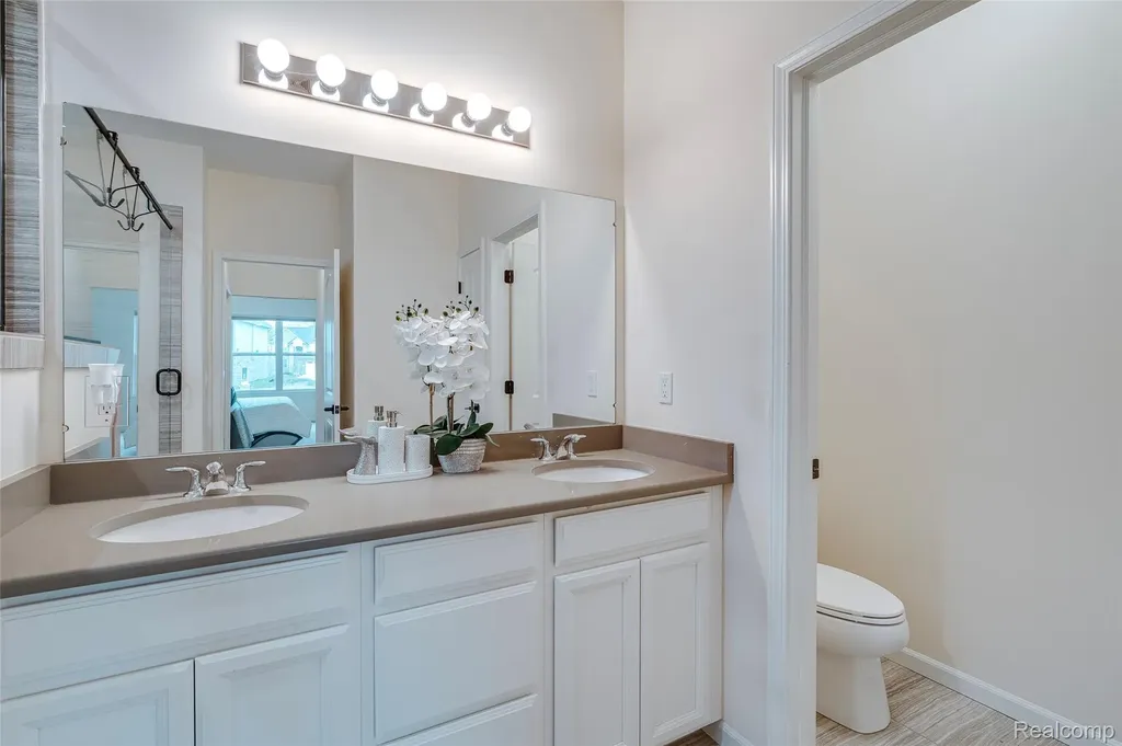 343 Amelia Circle South Lyon City MI 48178