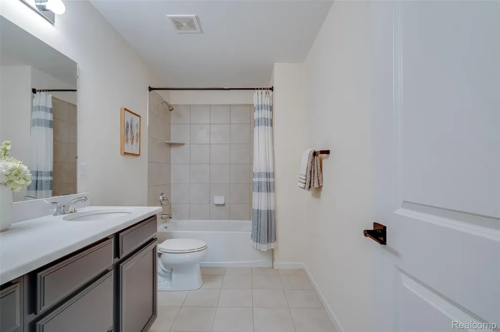 343 Amelia Circle South Lyon City MI 48178