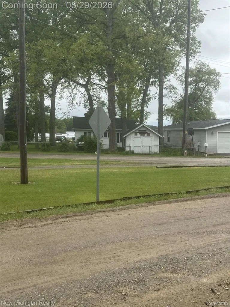 3110 Mcginnis Drive Fenton Charter Township MI 48430