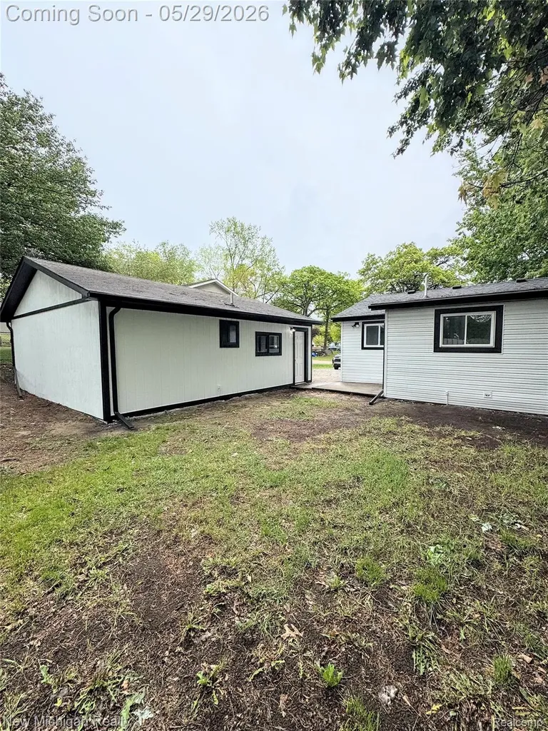 3110 Mcginnis Drive Fenton Charter Township MI 48430
