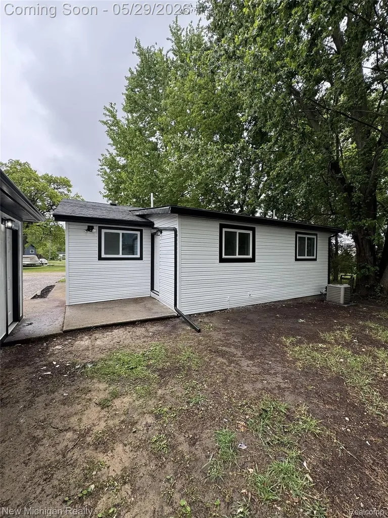 3110 Mcginnis Drive Fenton Charter Township MI 48430