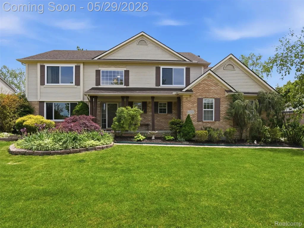 47525 River Woods Drive Canton Charter Township MI 48188