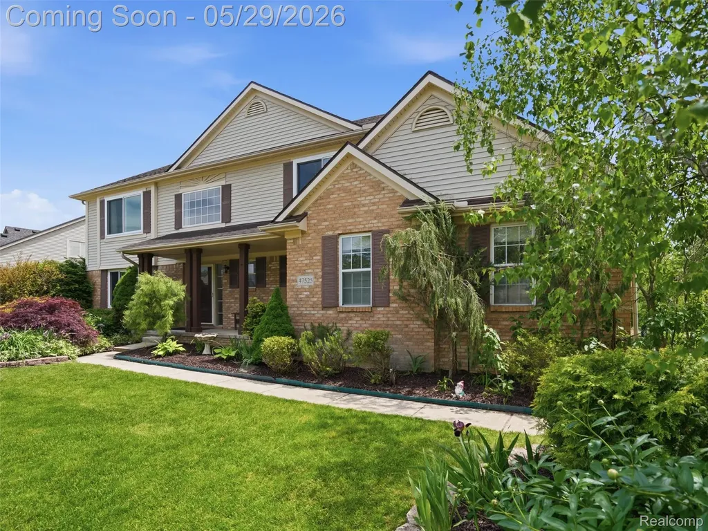 47525 River Woods Drive Canton Charter Township MI 48188