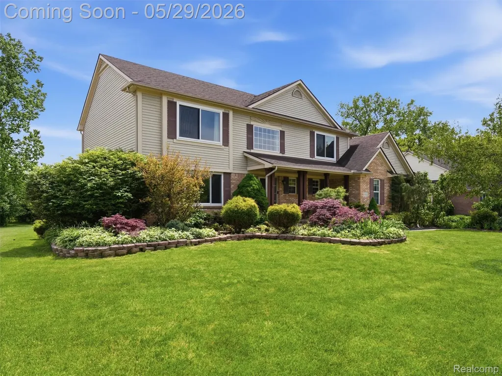 47525 River Woods Drive Canton Charter Township MI 48188