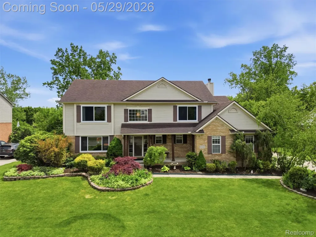 47525 River Woods Drive Canton Charter Township MI 48188