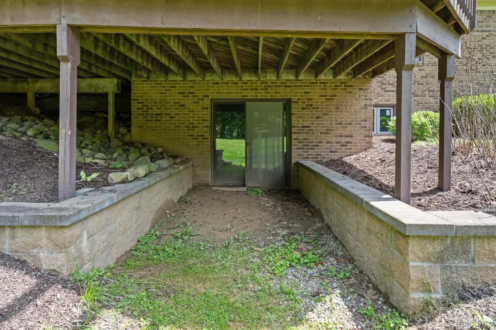 3158 Eden Trail Brighton Township MI 48114