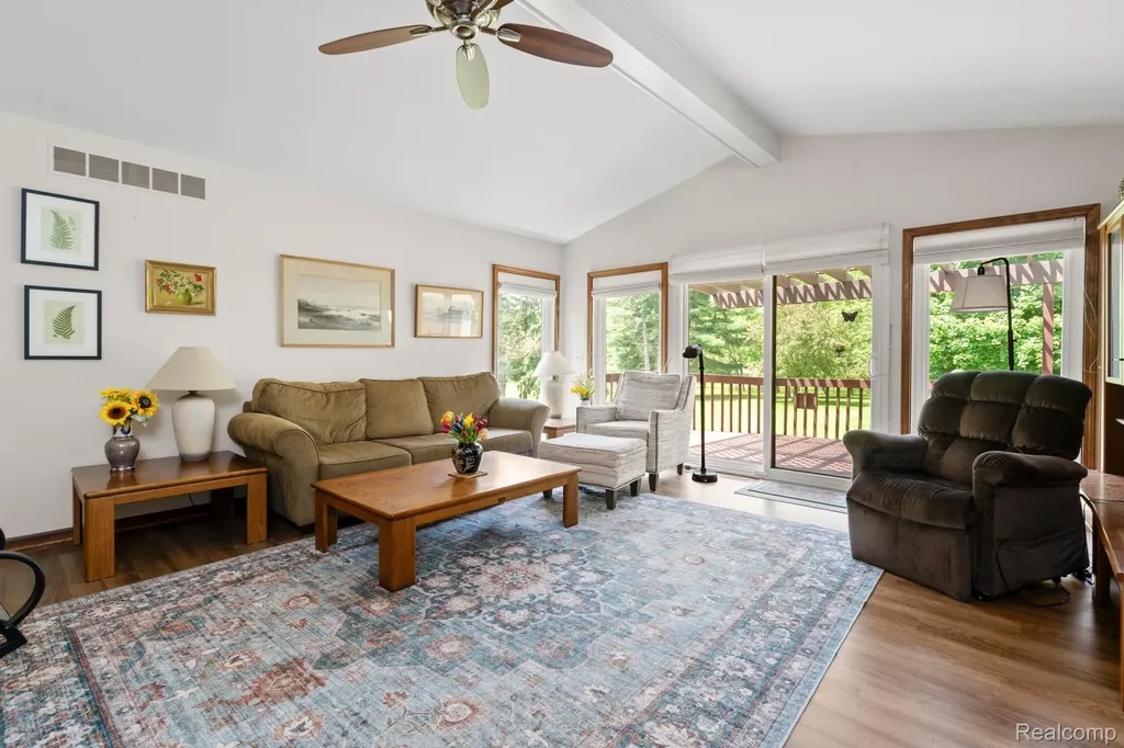 3158 Eden Trail Brighton Township MI 48114
