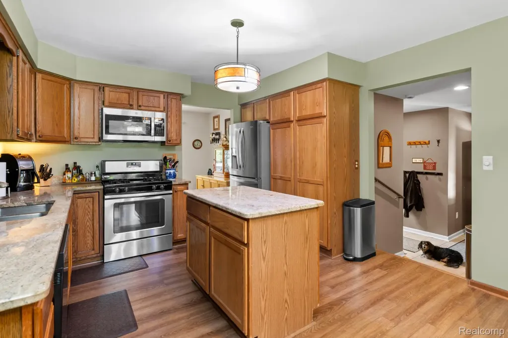 3158 Eden Trail Brighton Township MI 48114