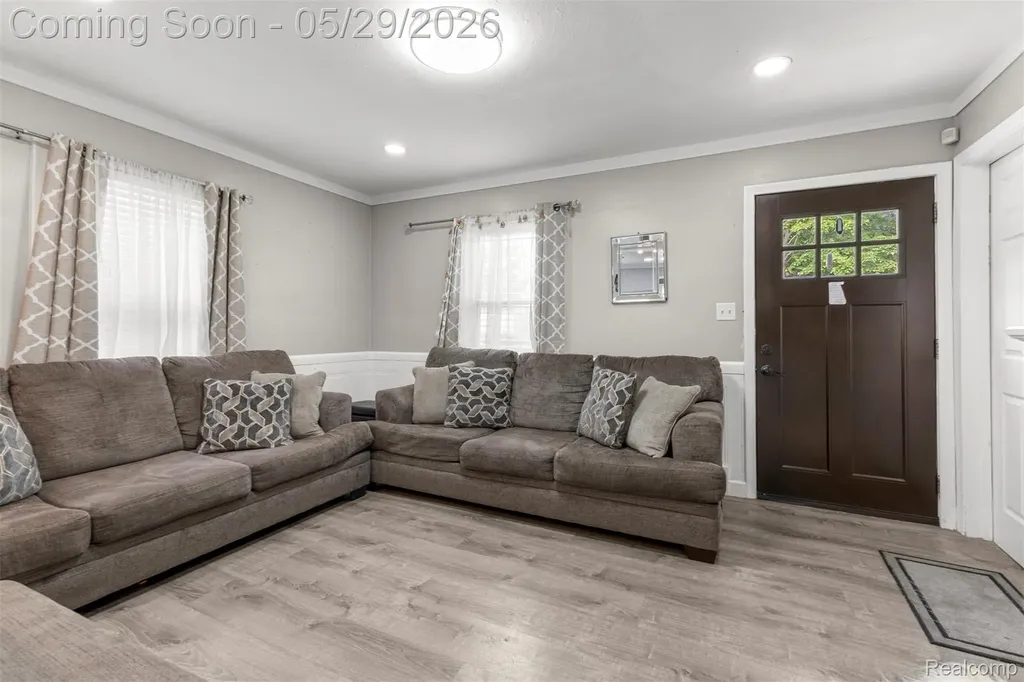 3419 Woodside Street Dearborn City MI 48124