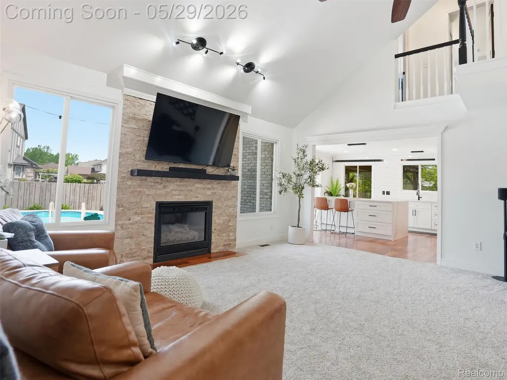 15581 Spiceway Fraser City MI 48026