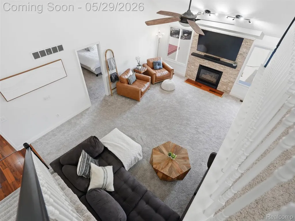 15581 Spiceway Fraser City MI 48026