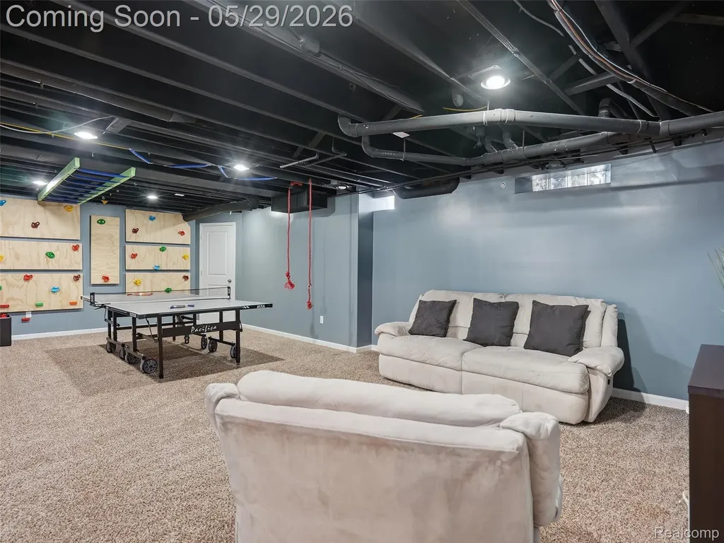 15581 Spiceway Fraser City MI 48026