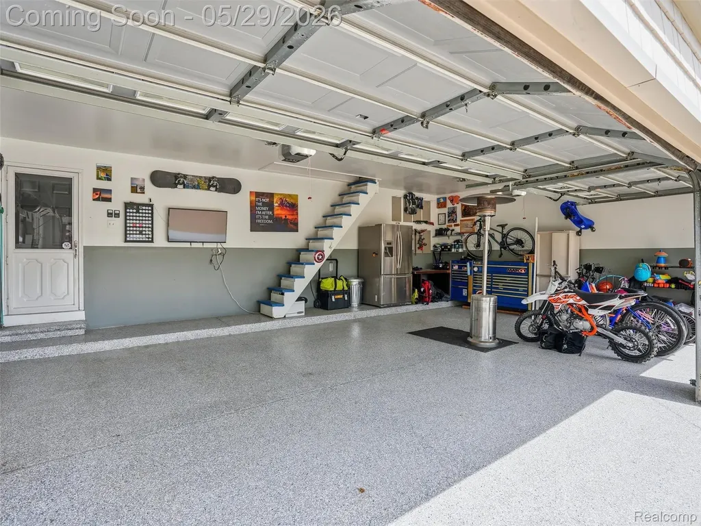15581 Spiceway Fraser City MI 48026
