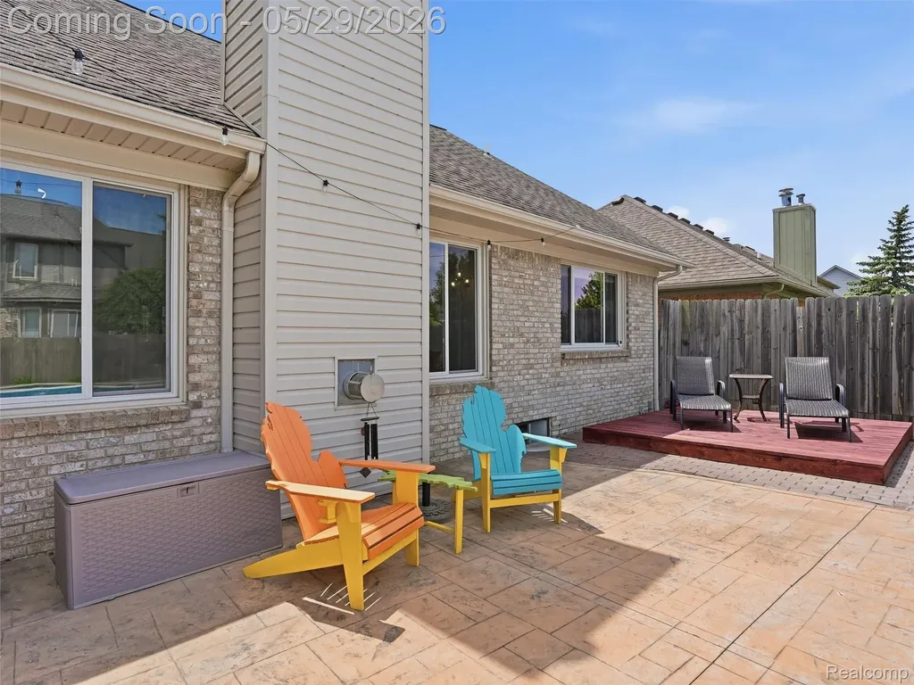 15581 Spiceway Fraser City MI 48026