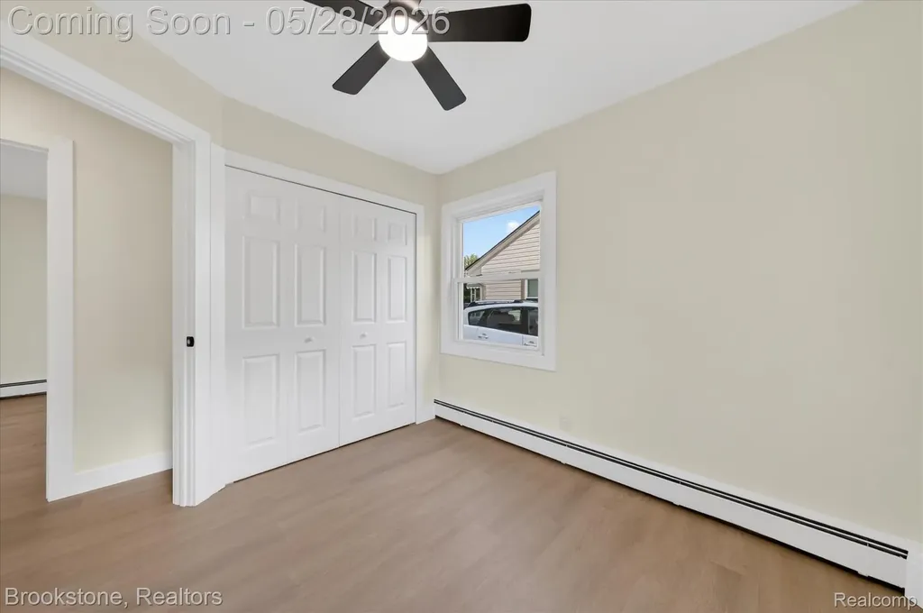26304 Barnes Street Roseville City MI 48066