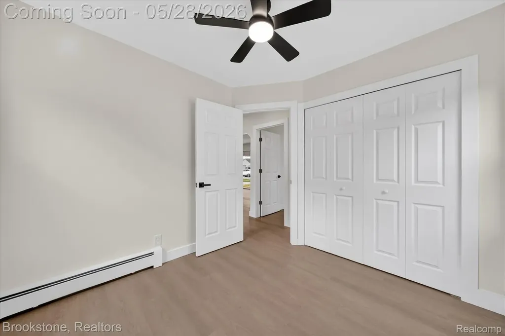 26304 Barnes Street Roseville City MI 48066