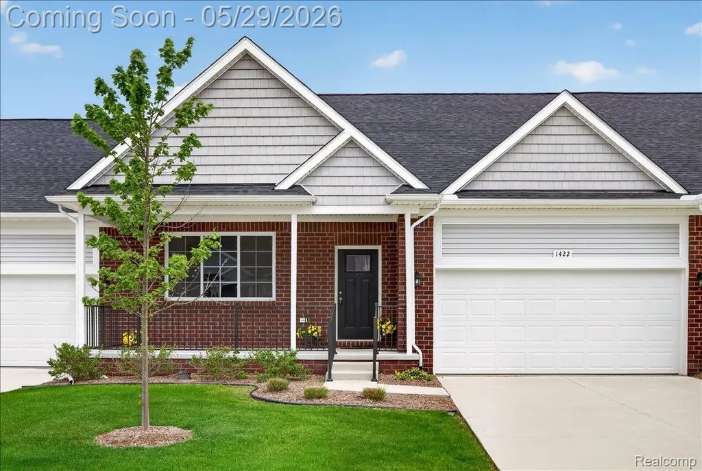 1422 Lincoln Street Lapeer City MI 48446