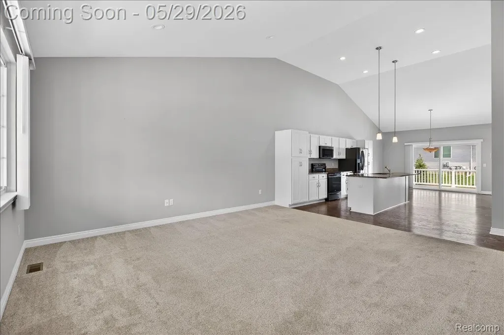 1422 Lincoln Street Lapeer City MI 48446