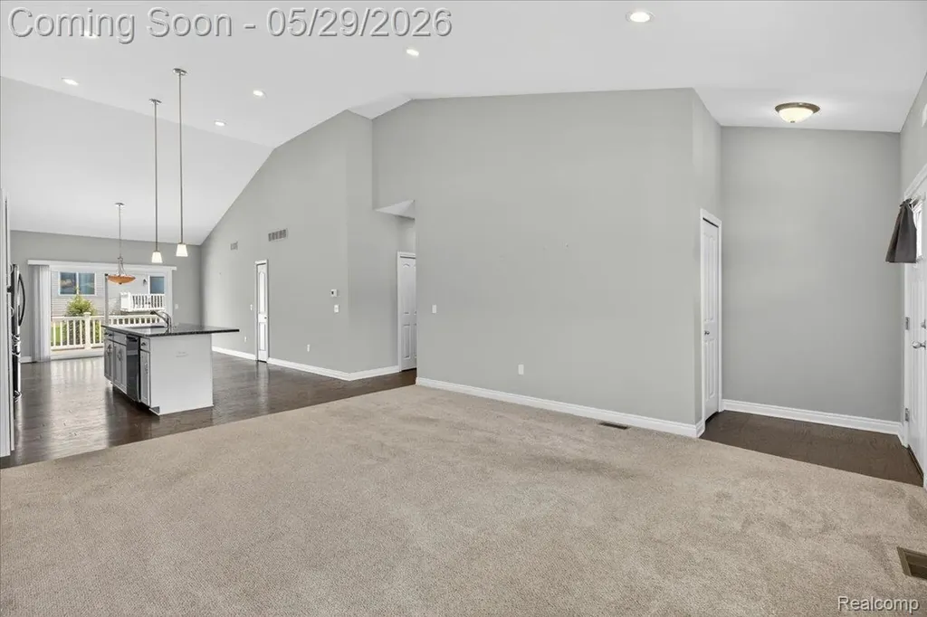 1422 Lincoln Street Lapeer City MI 48446