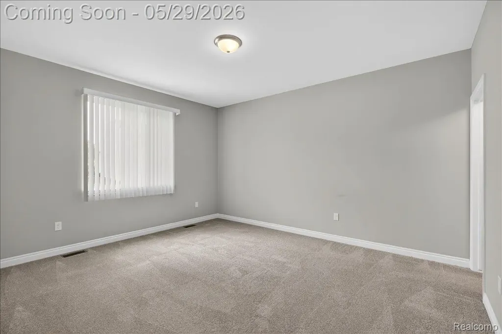 1422 Lincoln Street Lapeer City MI 48446