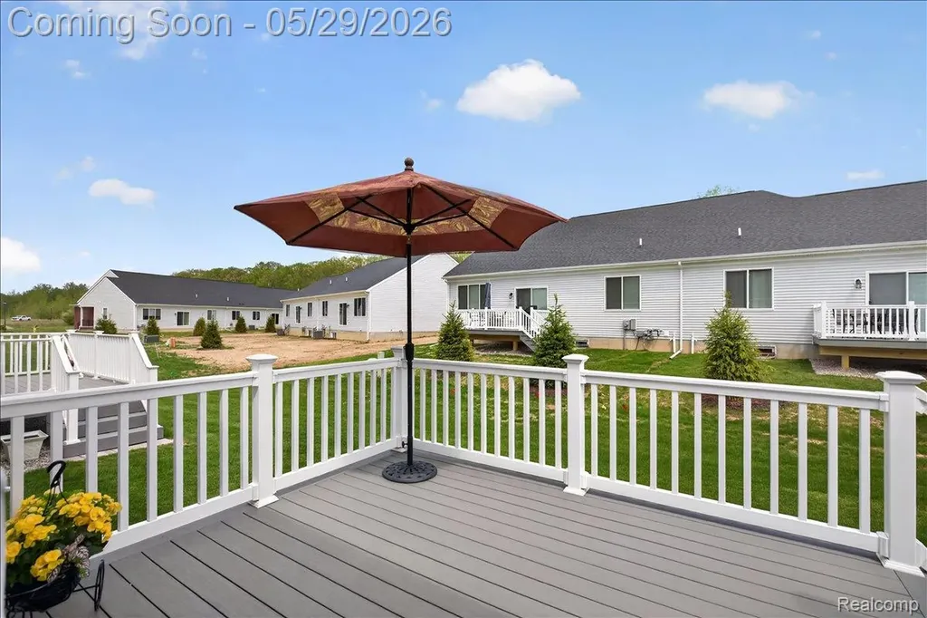 1422 Lincoln Street Lapeer City MI 48446