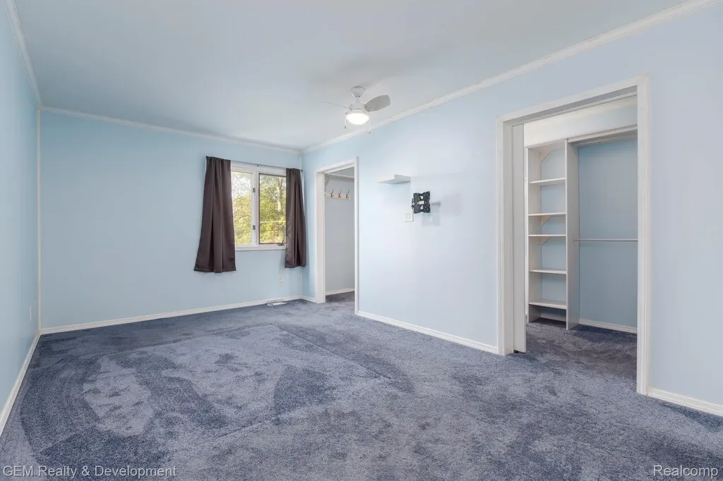 1111 Sarah Road Putnam Township MI 48169
