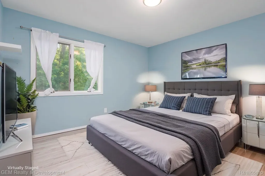 1111 Sarah Road Putnam Township MI 48169