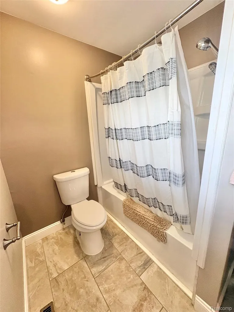 1520 Westbury Drive Davison Township MI 48423