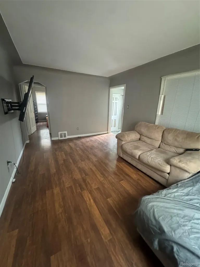 16574 Westbrook Street Detroit City MI 48219
