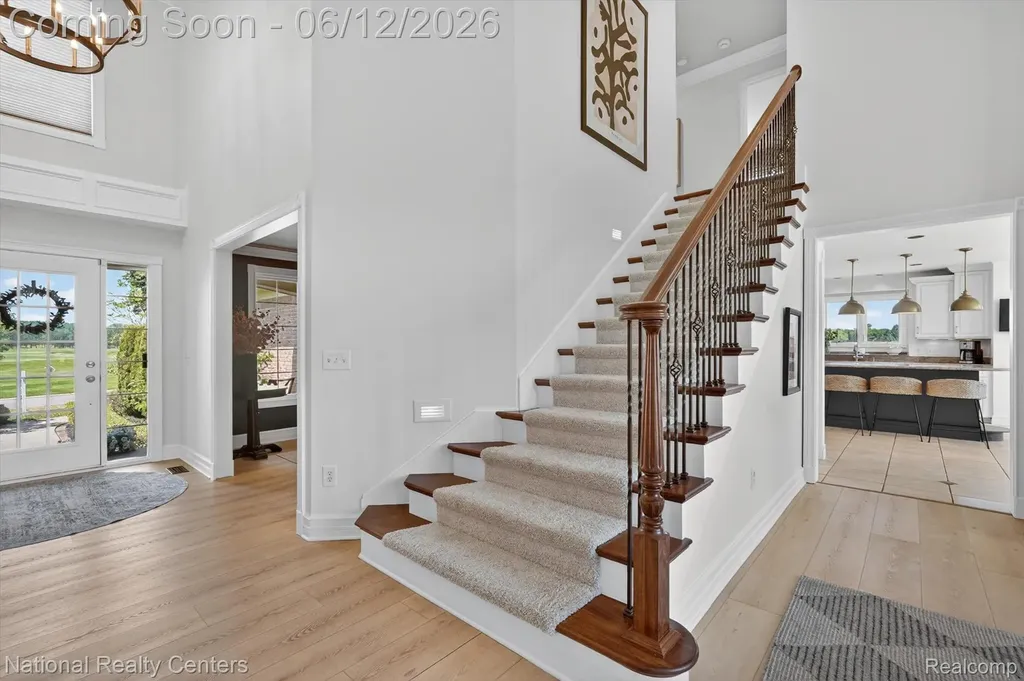 1042 Saint Andrews Highland Charter Township MI 48357