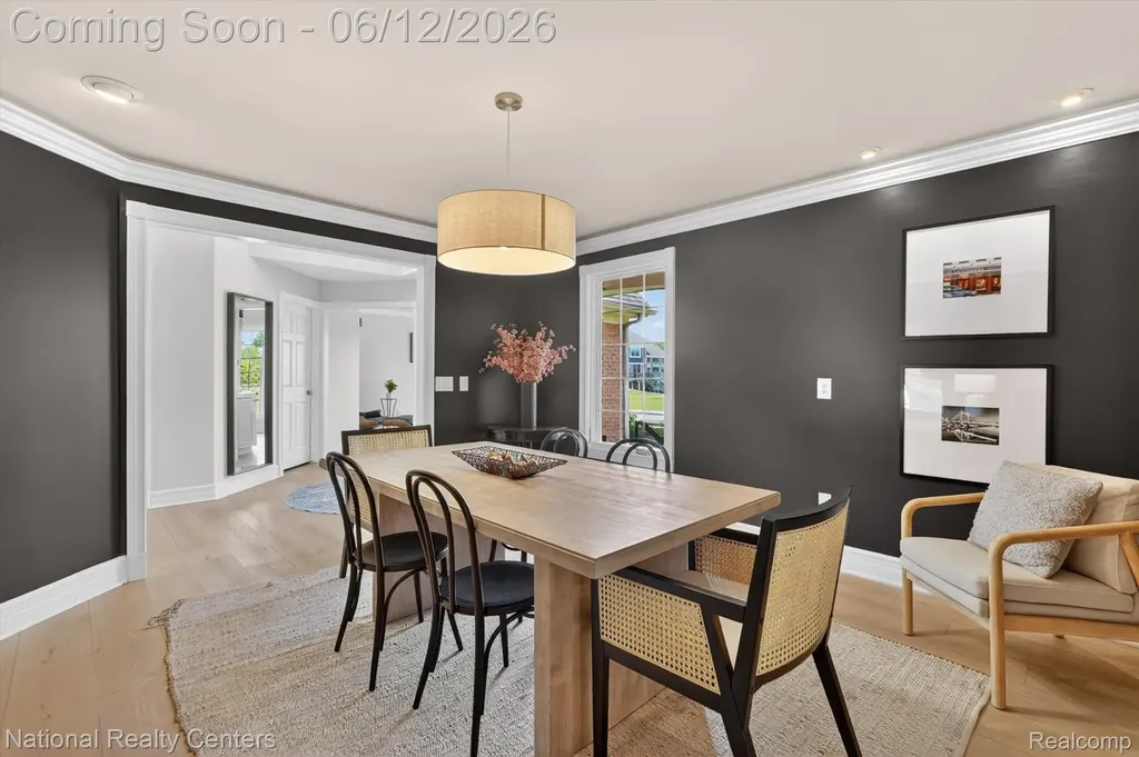 1042 Saint Andrews Highland Charter Township MI 48357