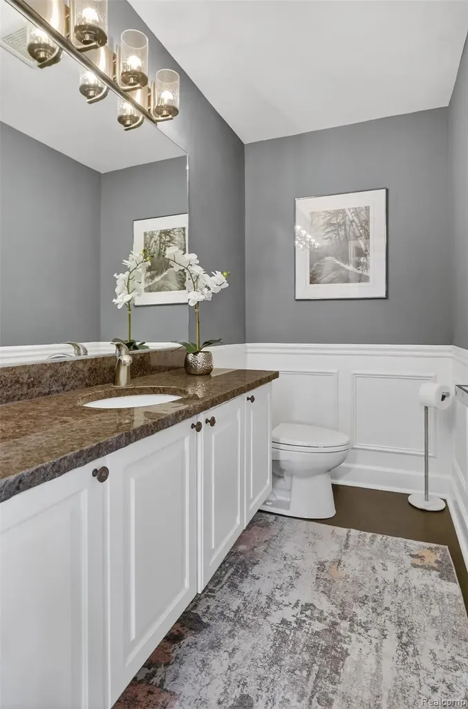 46582 Middle Brook Drive Macomb Township MI 48044