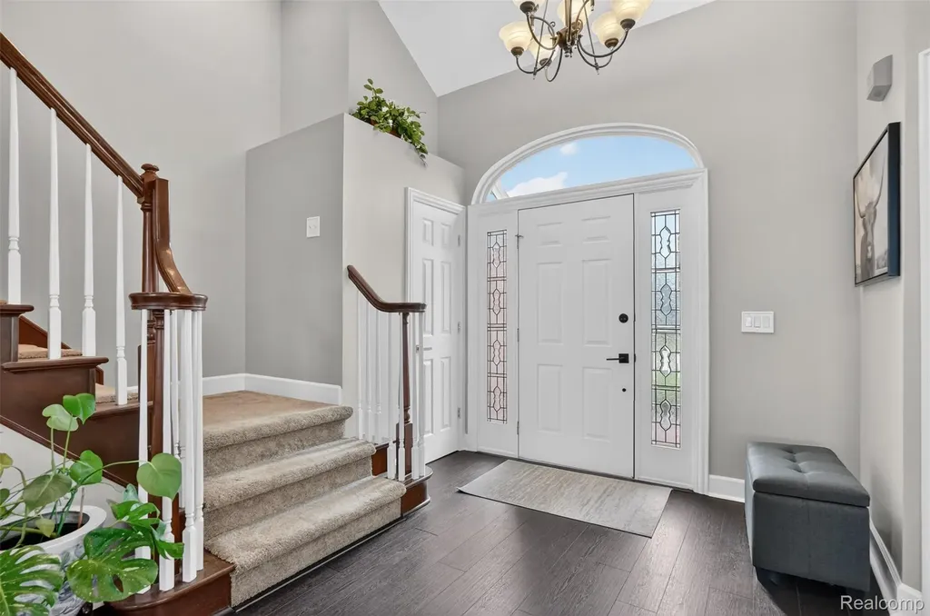 46582 Middle Brook Drive Macomb Township MI 48044
