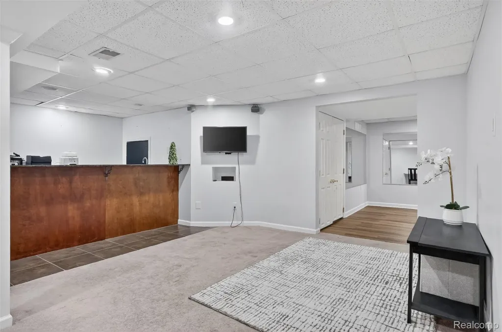 46582 Middle Brook Drive Macomb Township MI 48044