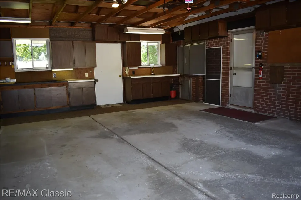 41147 S Mcmahon Circle Novi City MI 48375