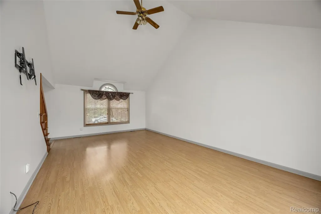 360 Arbor Pine Drive Brandon Charter Township MI 48462