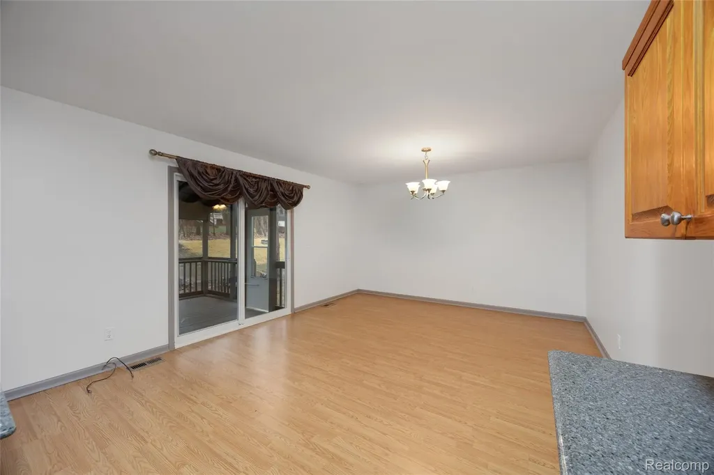 360 Arbor Pine Drive Brandon Charter Township MI 48462