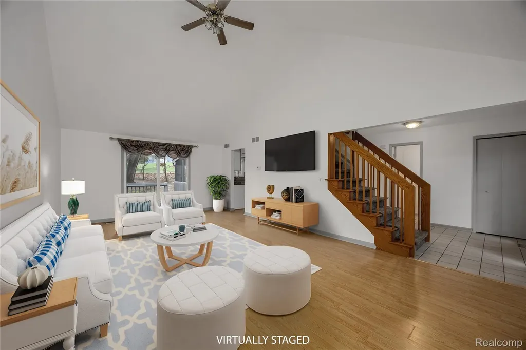 360 Arbor Pine Drive Brandon Charter Township MI 48462