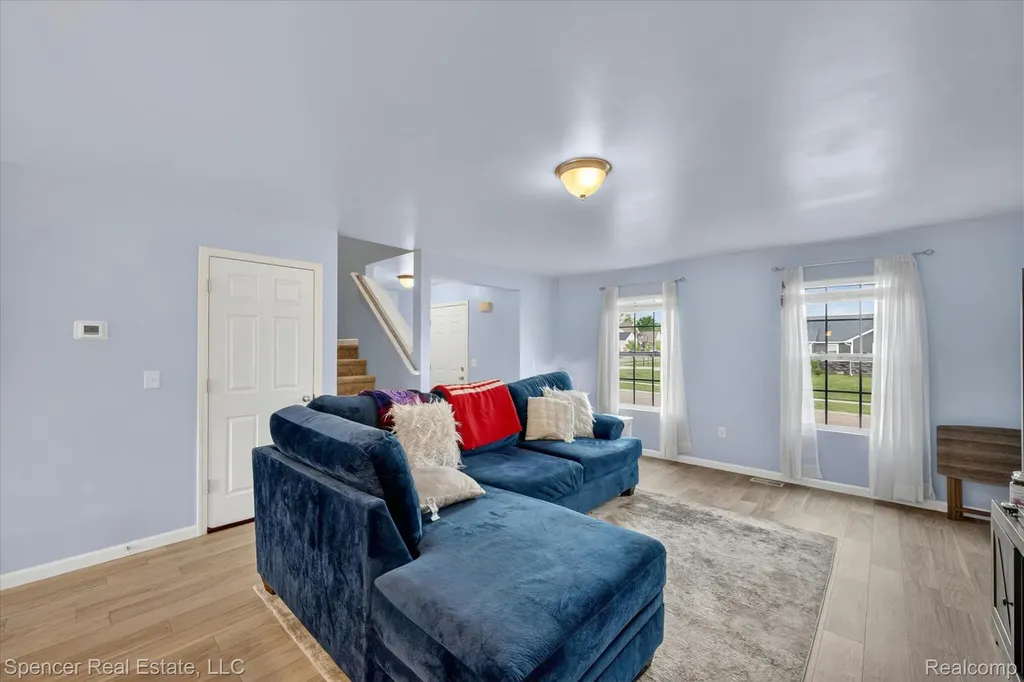1110 Lancaster Street Lapeer City MI 48446