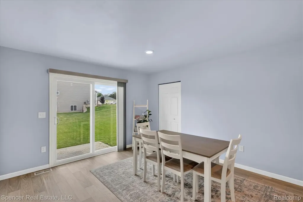 1110 Lancaster Street Lapeer City MI 48446