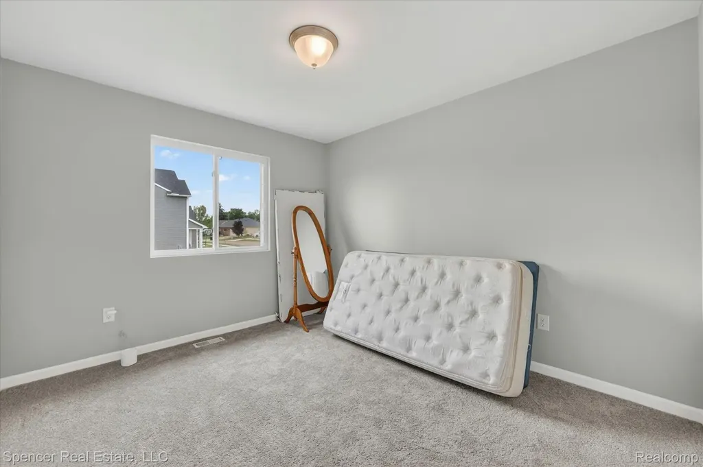 1110 Lancaster Street Lapeer City MI 48446