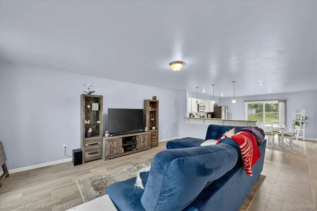 1110 Lancaster Street Lapeer City MI 48446