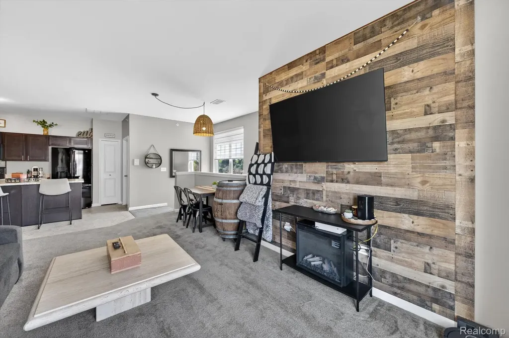 9988 Ridge Run Street Hartland Township MI 48855