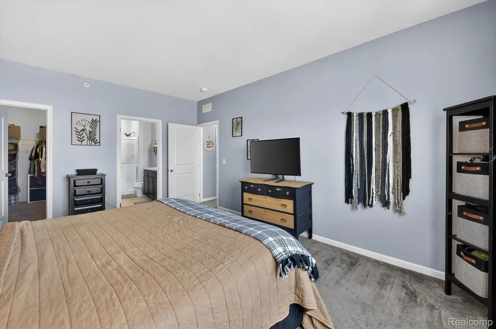 9988 Ridge Run Street Hartland Township MI 48855