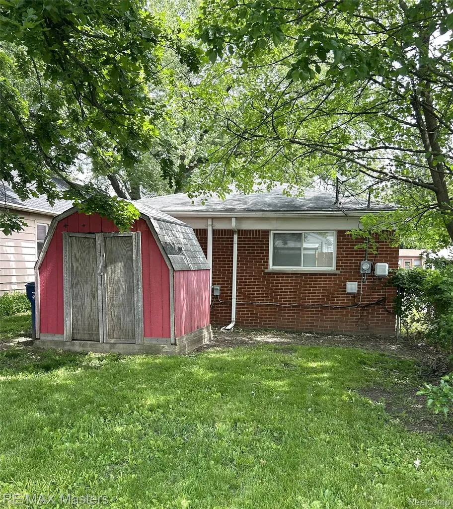 4210 Hazel Avenue Lincoln Park City MI 48146