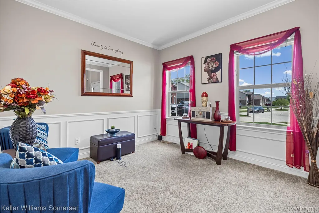 37505 Tamarack Drive Sterling Heights City MI 48310