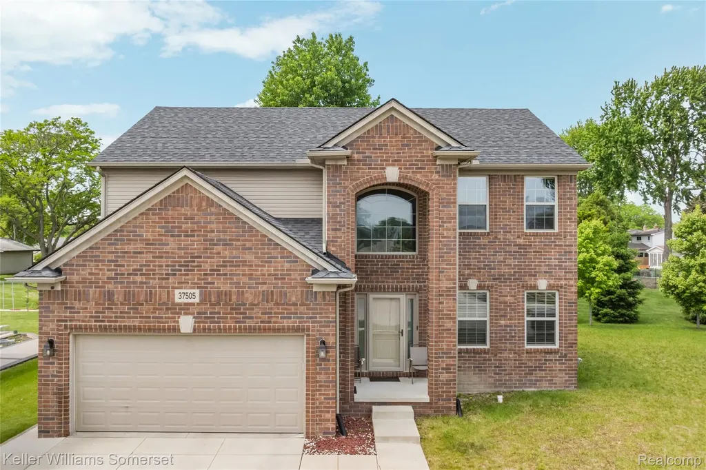 37505 Tamarack Drive Sterling Heights City MI 48310