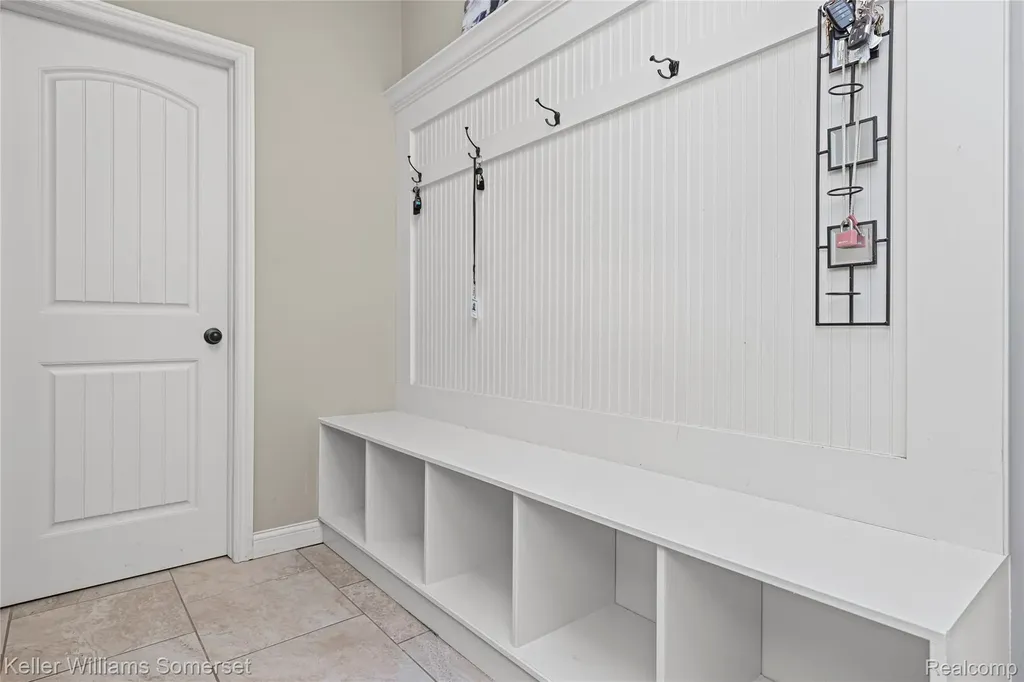 37505 Tamarack Drive Sterling Heights City MI 48310