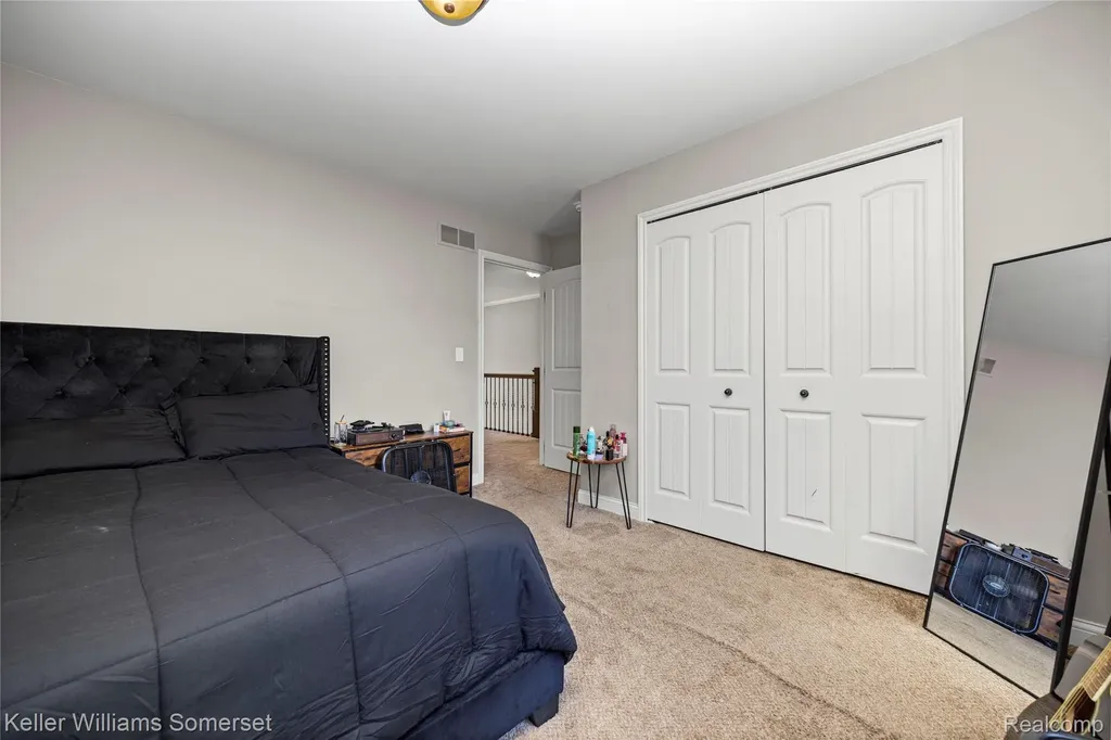 37505 Tamarack Drive Sterling Heights City MI 48310