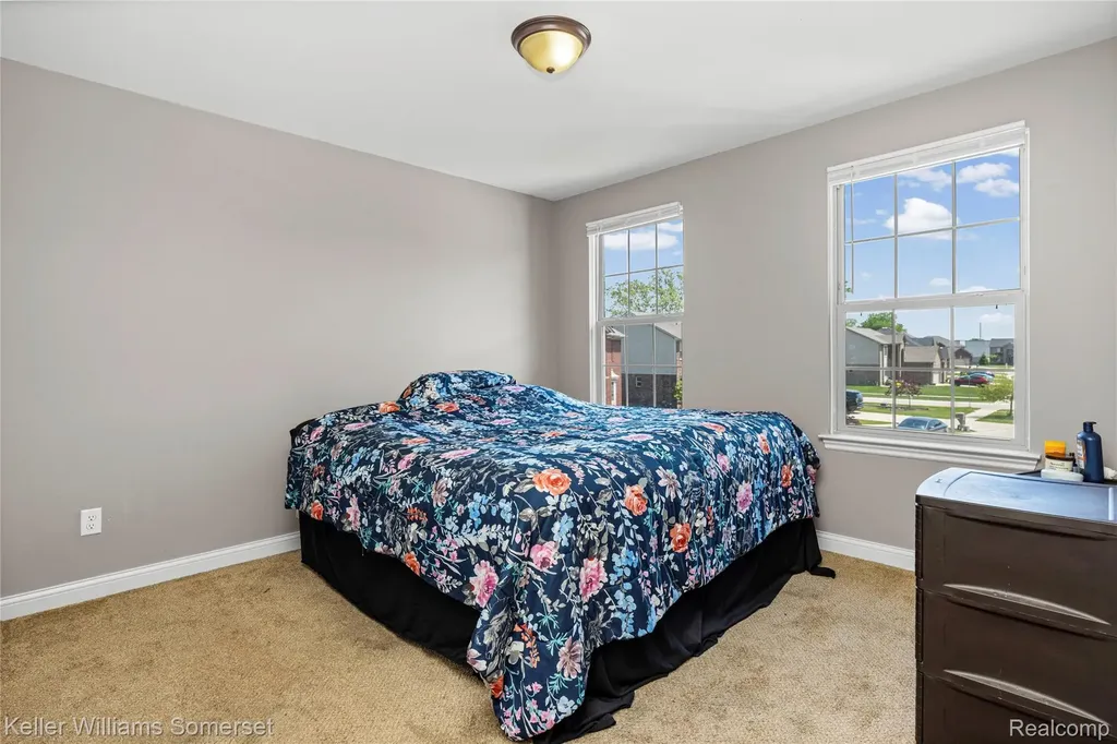 37505 Tamarack Drive Sterling Heights City MI 48310